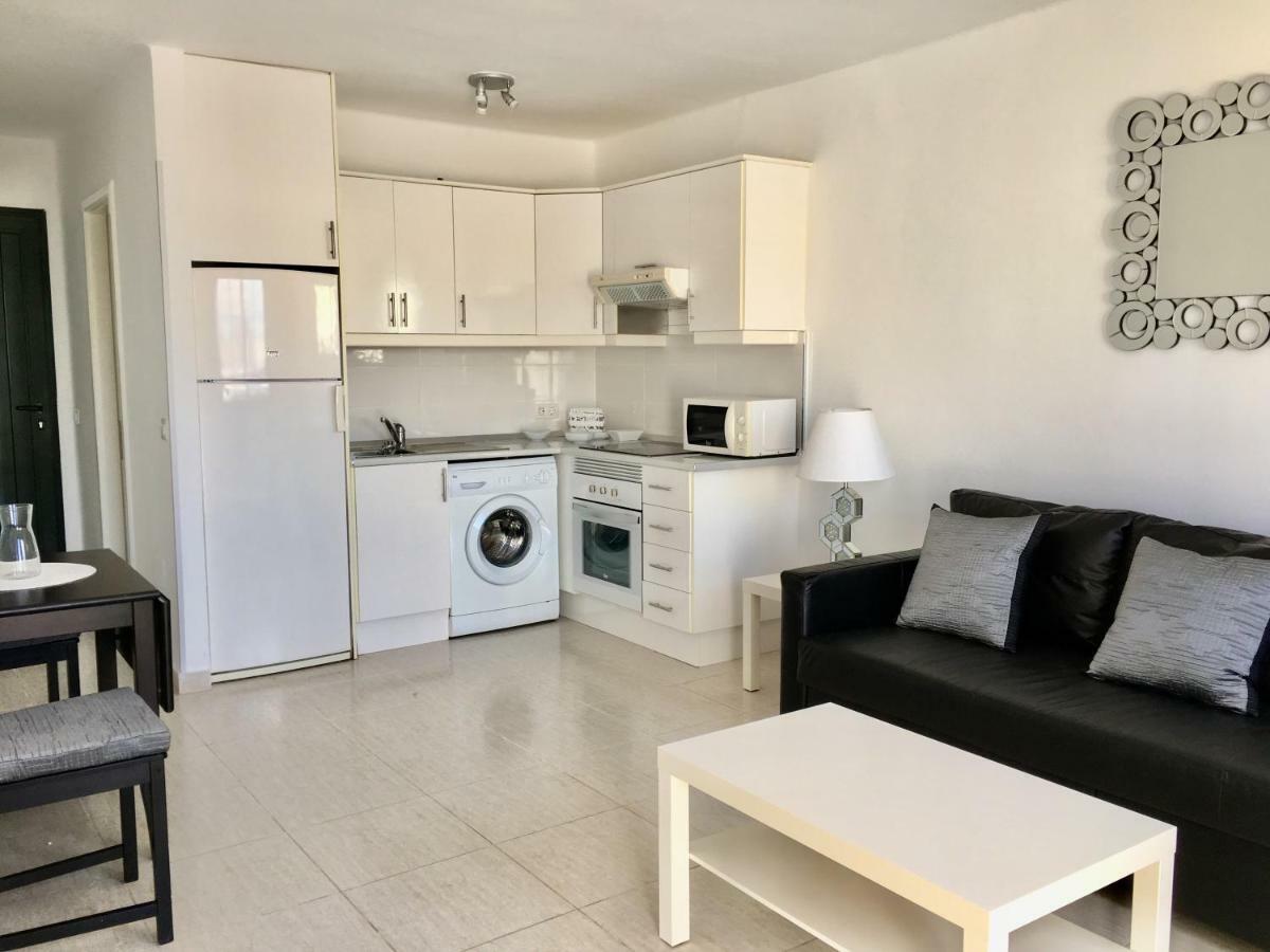 Apt Barlovento. Near The Beach Tias Bagian luar foto