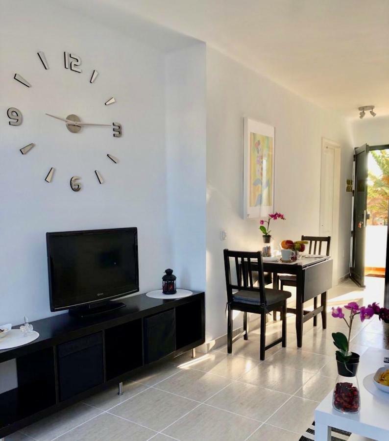 Apt Barlovento. Near The Beach Tias Bagian luar foto